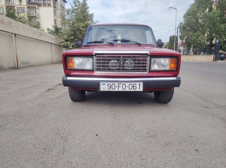 LADA (VAZ) 2107