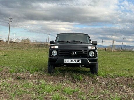 LADA (VAZ) Niva 2025