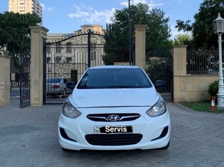 Hyundai Accent 2013