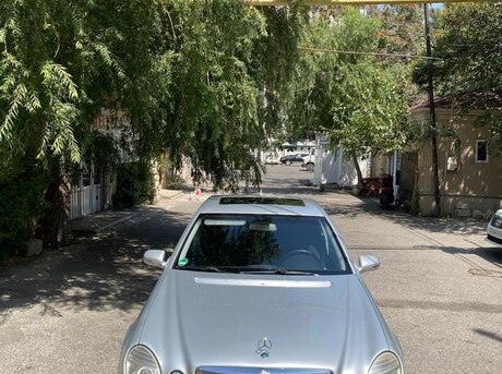 Mercedes E 200 2008