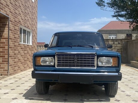 LADA (VAZ) 2107