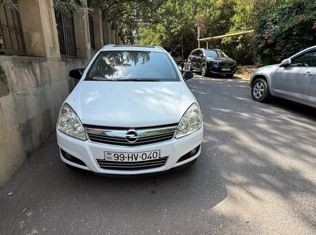 Opel Astra 2009