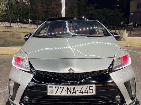 Toyota Prius 2012