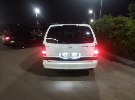 Opel Sintra 1997