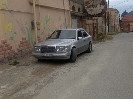 Mercedes E 230 1990