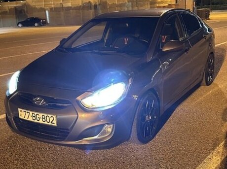 Hyundai Accent 2013