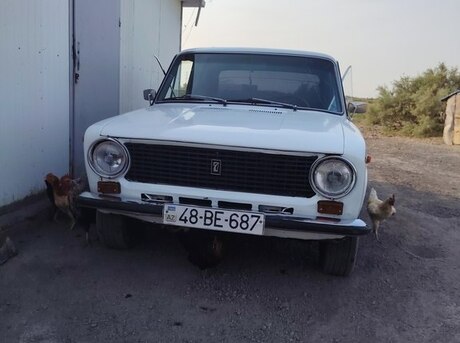 LADA (VAZ) 21011 1983