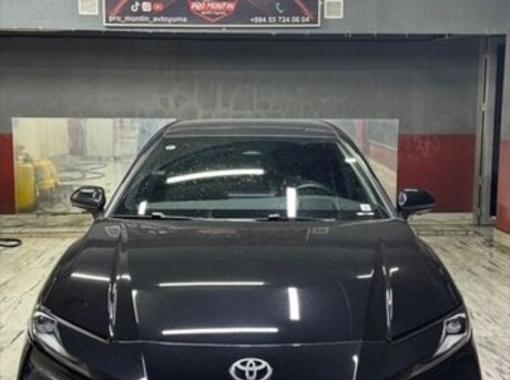 Toyota Camry 2025