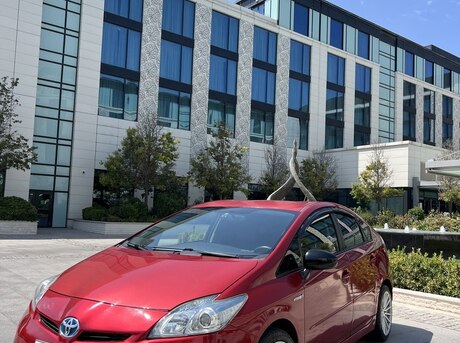 Toyota Prius 2015