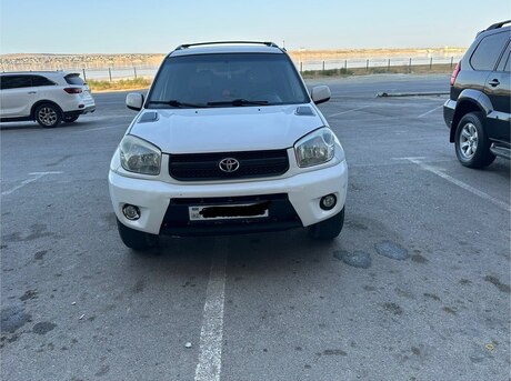 Toyota RAV4 2004