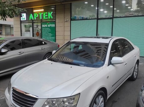 Hyundai Sonata 2008