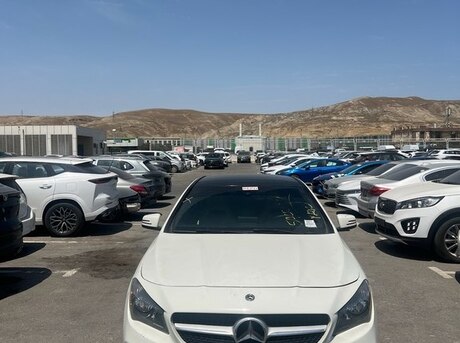 Mercedes CLA 250