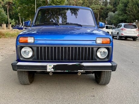 LADA (VAZ) Niva 2015