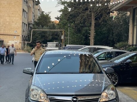 Opel Astra 2007