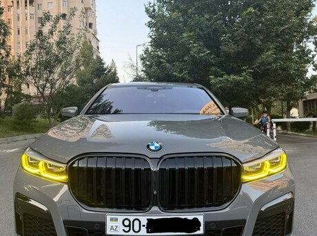 BMW 740 2022