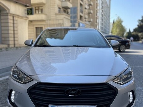 Hyundai Elantra 2018