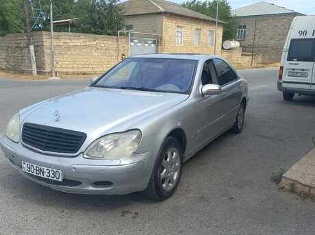 Mercedes S 320