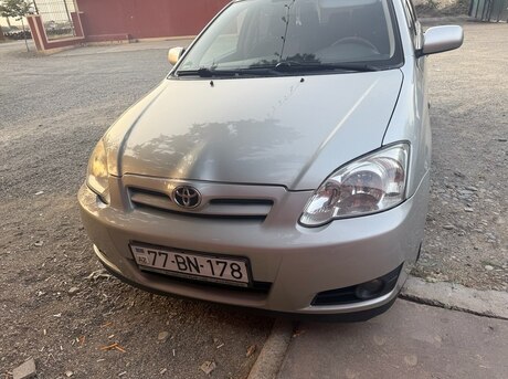 Toyota Corolla 2005