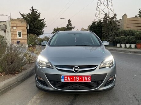 Opel Astra 2015