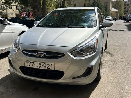 Hyundai Accent 2015