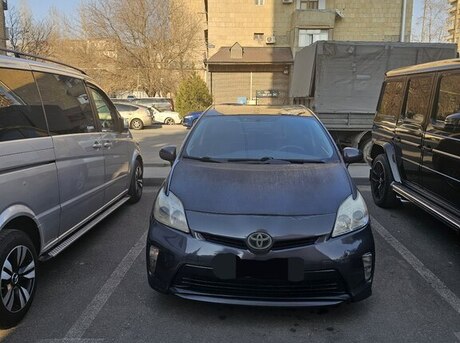 Toyota Prius 2015