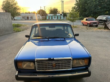 LADA (VAZ) 2107 2004