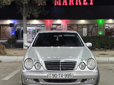 Mercedes E 320 2001