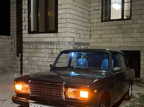 LADA (VAZ) 2107 2010