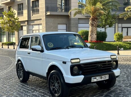 LADA (VAZ) Niva