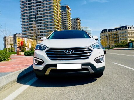 Hyundai Grand Santa Fe