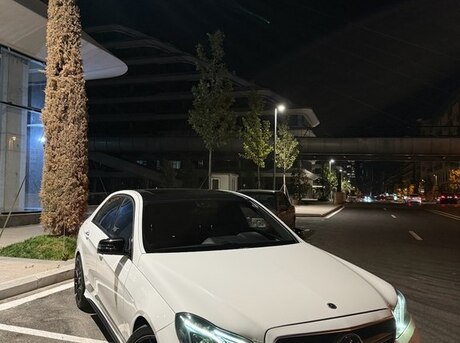 Mercedes E 220 d 2015