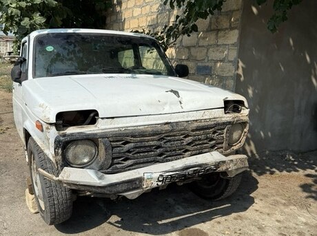 LADA (VAZ) Niva 2007