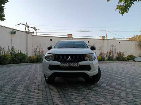 Mitsubishi L200 2016
