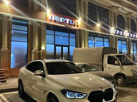 BMW X6