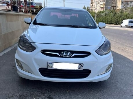 Hyundai Accent 2011