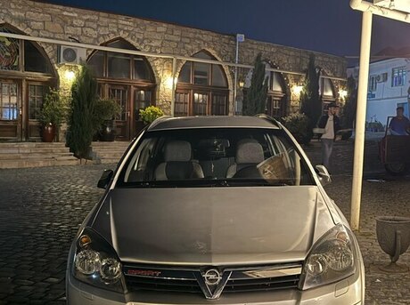 Opel Astra 2005