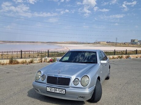 Mercedes E 240 1998