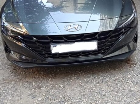Hyundai Elantra 2021