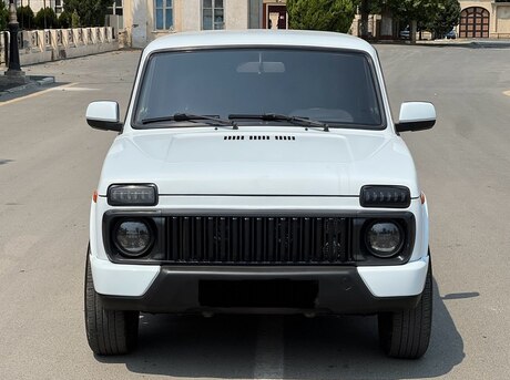LADA (VAZ) Niva 2013