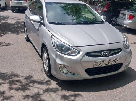 Hyundai Accent 2011