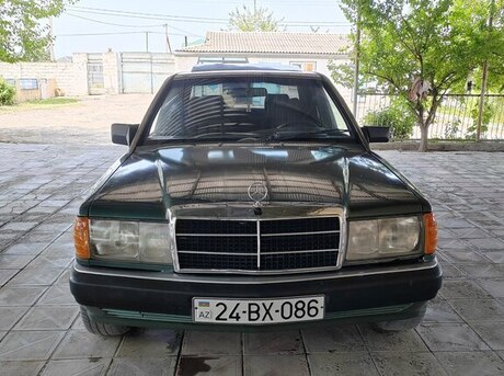 Mercedes 190 1990