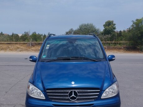 Mercedes Viano 2008