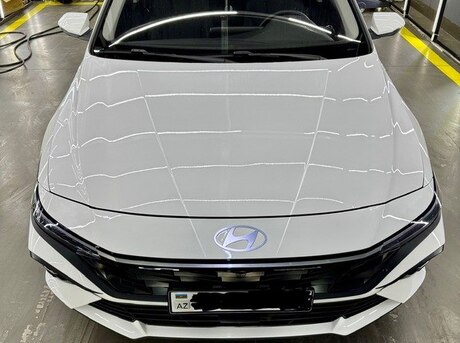 Hyundai Elantra 2024
