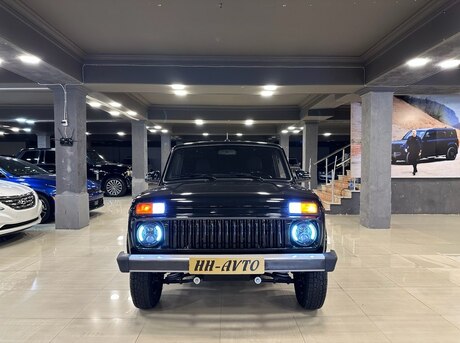 LADA (VAZ) Niva 2023