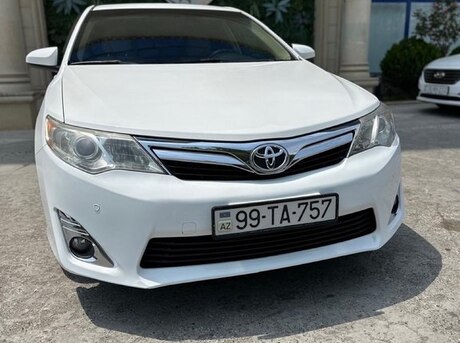 Toyota Camry 2011