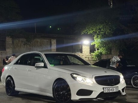 Mercedes E 200