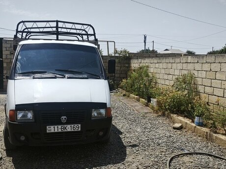GAZ 330200 2001