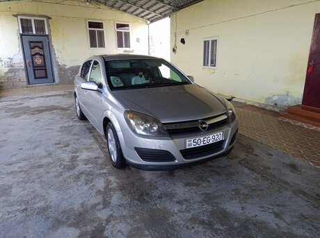 Opel Astra 2005