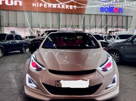Hyundai Elantra 2012