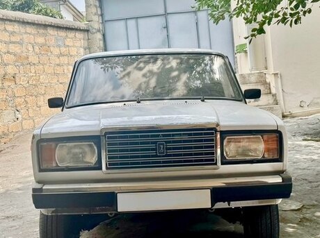 LADA (VAZ) 2107 2005